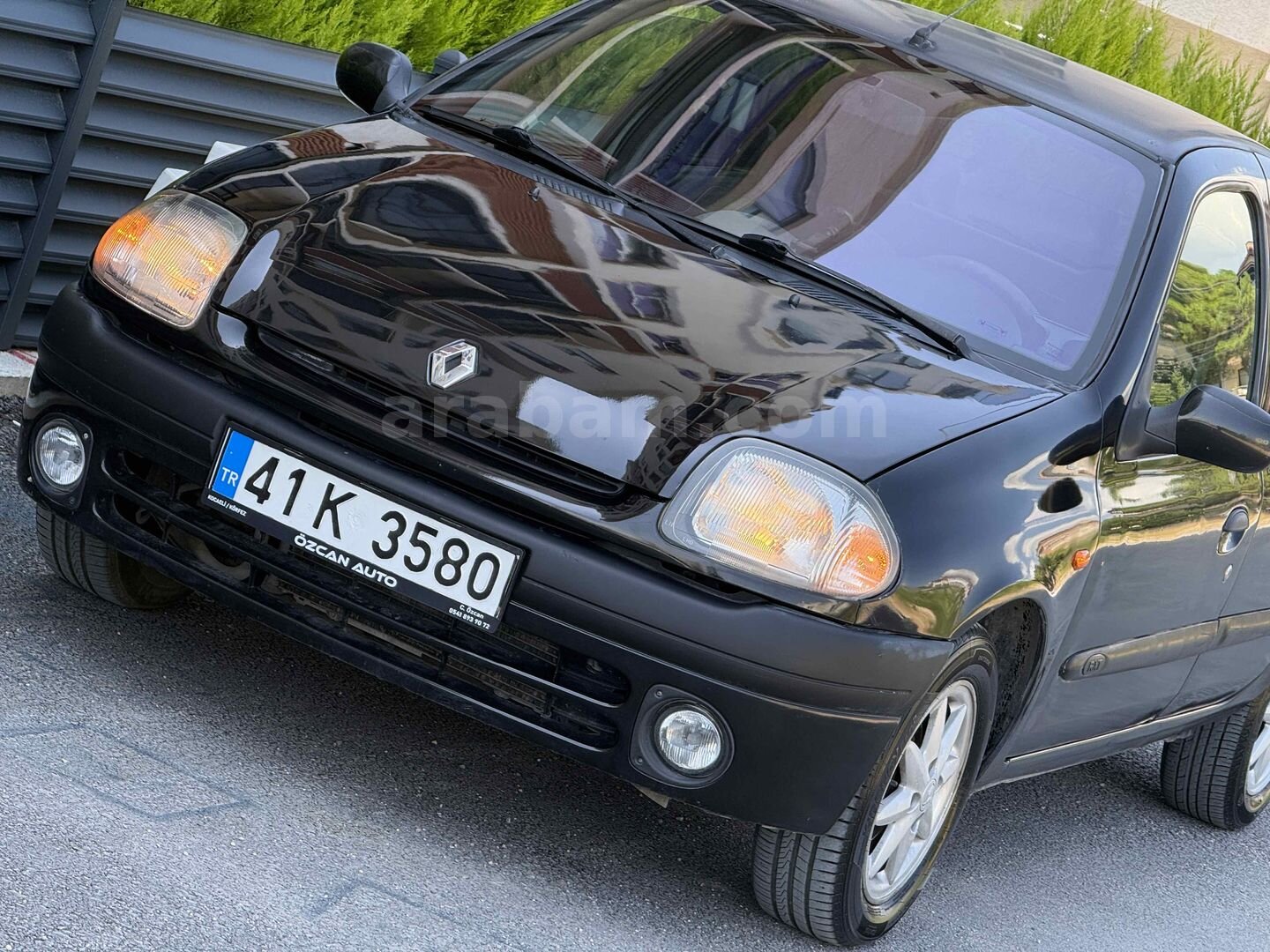 Galeriden Renault Clio 1.6 RXT 1999 Model Kocaeli 249.000 km Siyah 7