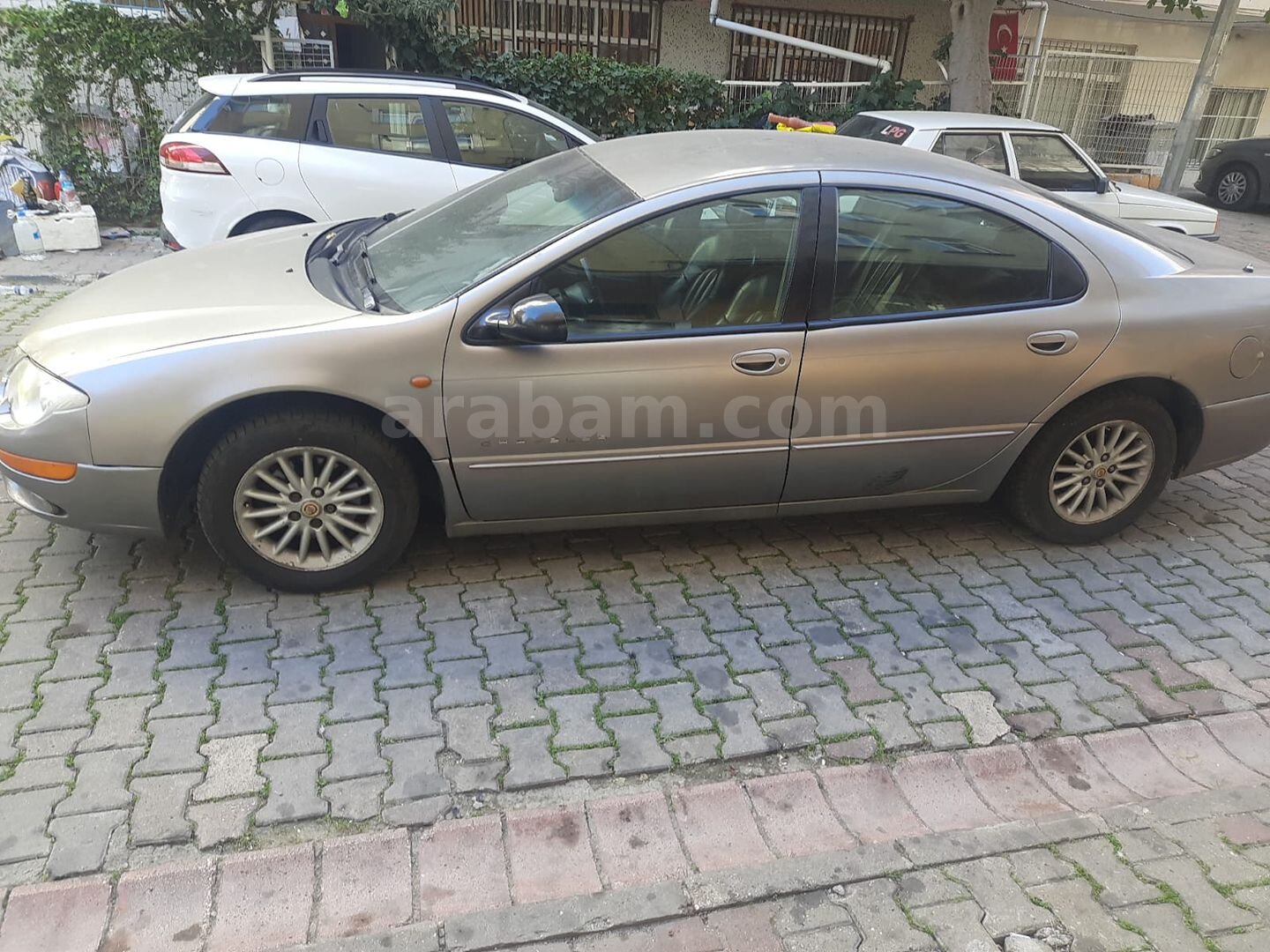 Sahibinden Chrysler 300 M 3.5 1999 Model İstanbul 284.000 km Gri (Gümüş) 2