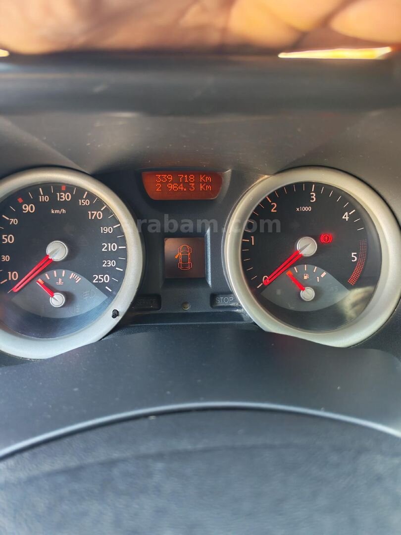Sahibinden Renault Megane 1.5 dCi Dynamique 2005 Model Muğla 340.000 km Kırmızı 7
