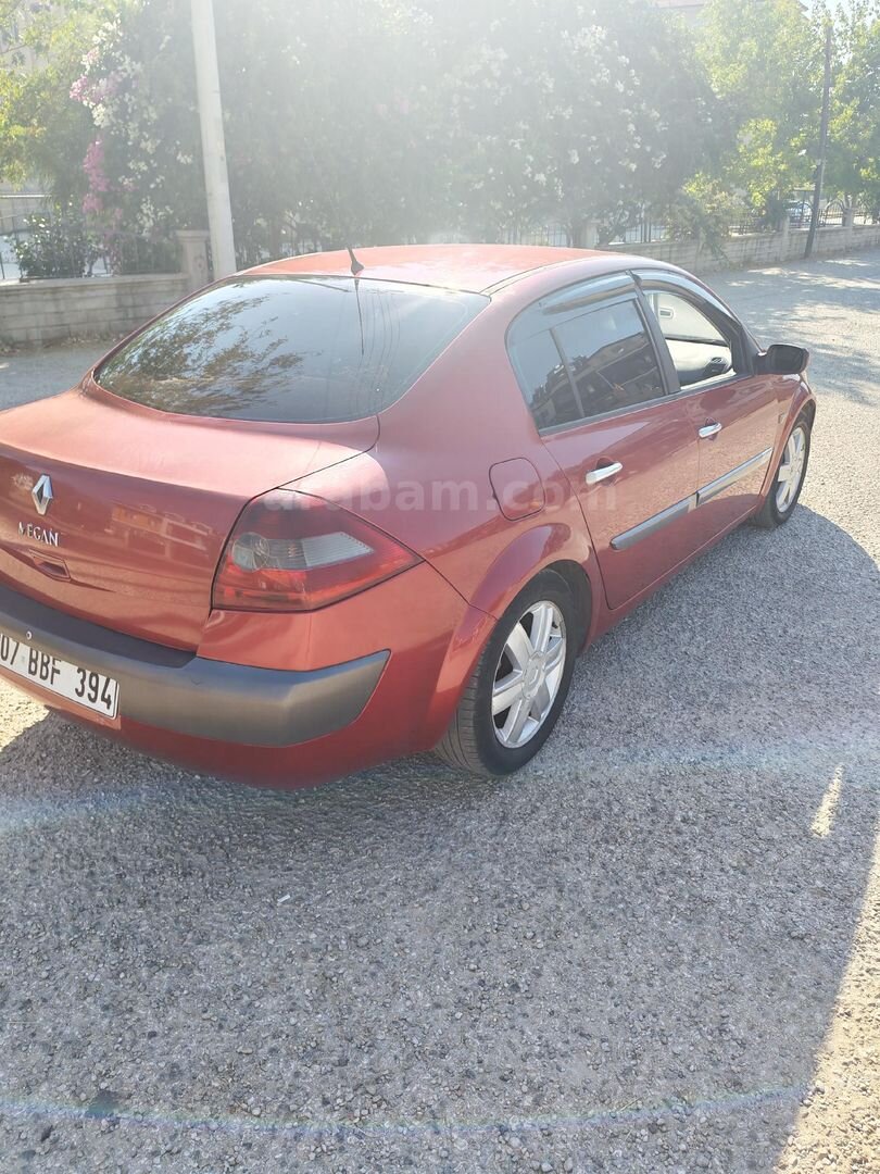 Sahibinden Renault Megane 1.5 dCi Dynamique 2005 Model Muğla 340.000 km Kırmızı 4