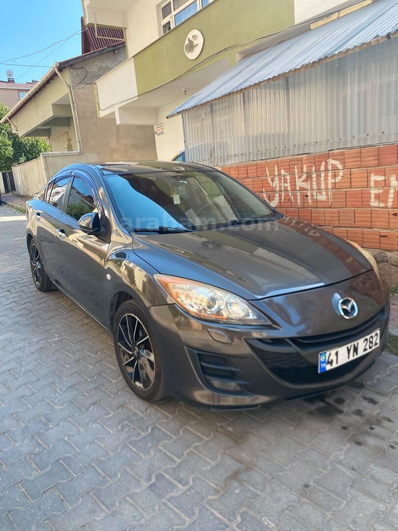Sahibinden Mazda 3 1.6 Touring 2010 Model Kocaeli 138.000 km Füme 4