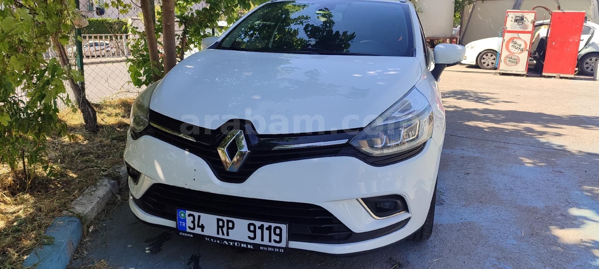 Sahibinden Renault Clio 1.5 dCi SportTourer Icon 2016 Model İstanbul 226.000 km Beyaz 3