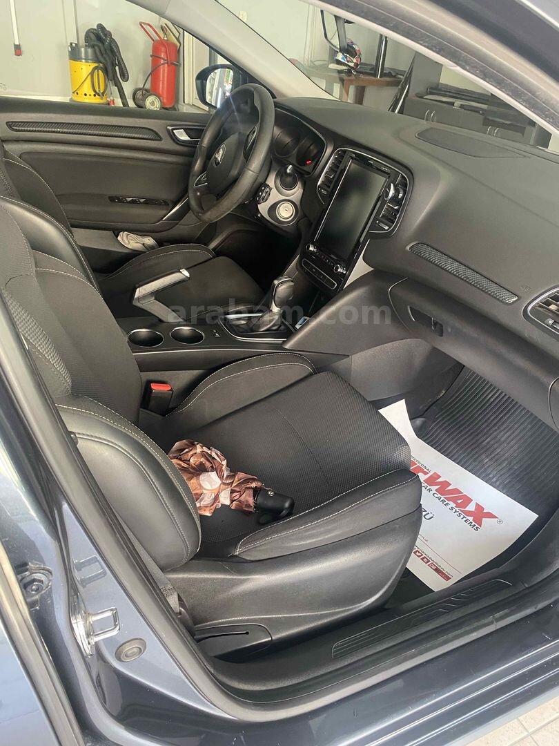 Sahibinden Renault Megane 1.3 TCe Joy 2019 Model İstanbul 191.500 km Gri (titanyum) 6