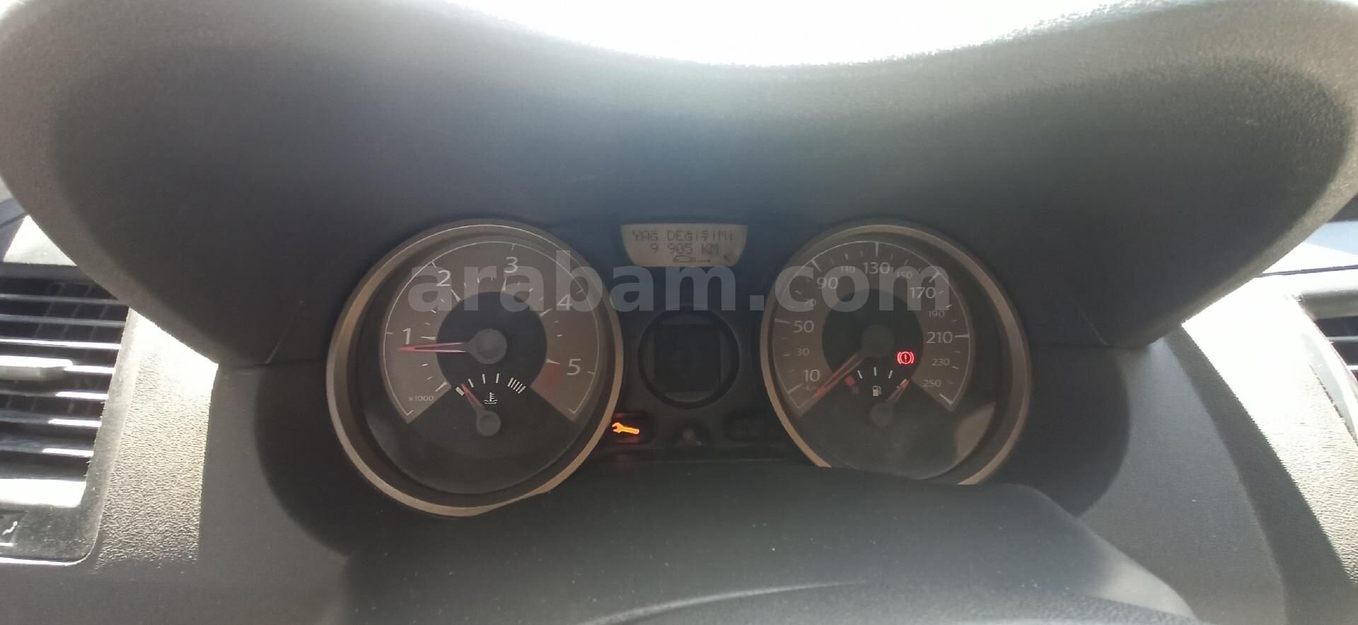 Sahibinden Renault Megane 1.5 dCi Extreme 2007 Model İstanbul 370.000 km Gri (Gümüş) 3