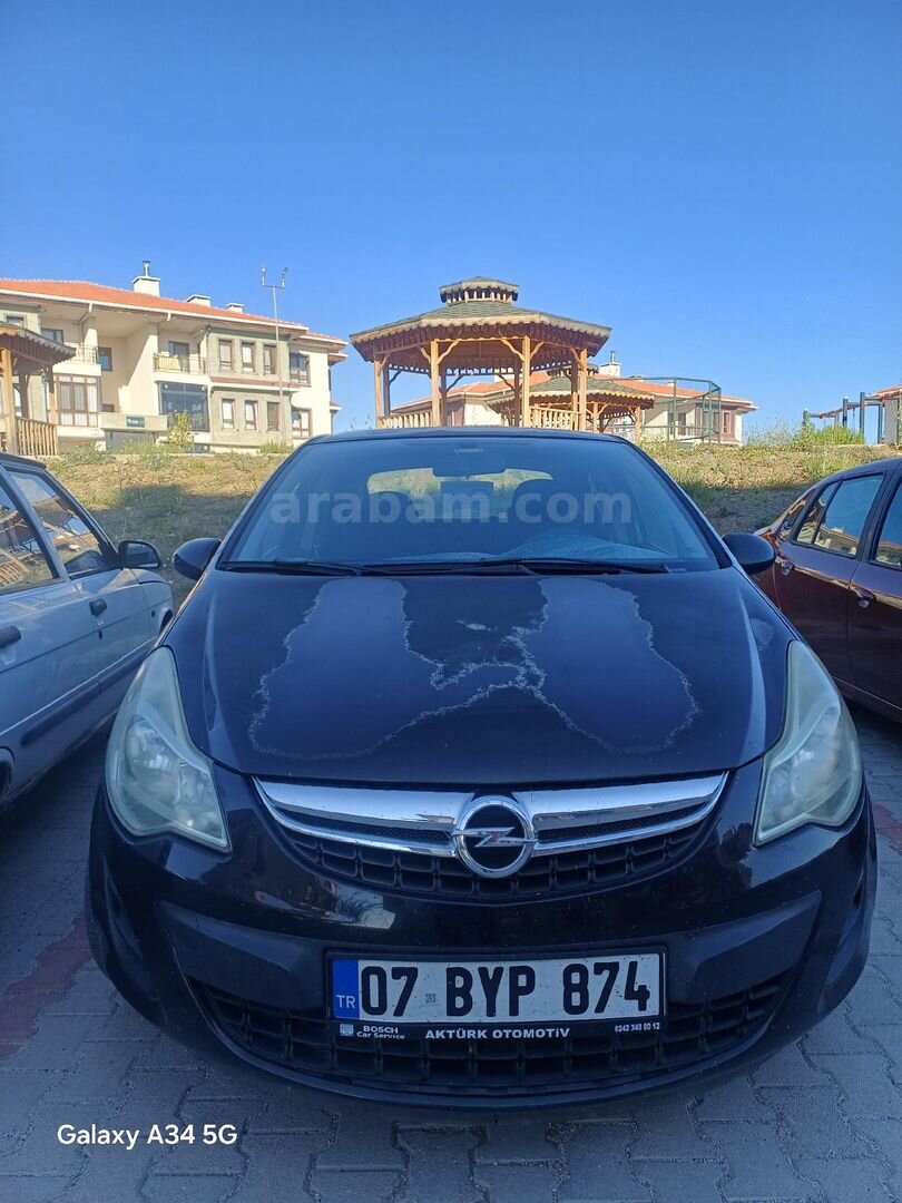 Sahibinden Opel Corsa 1.2 Twinport Essentia 2011 Model Burdur 103.000 km Siyah 2