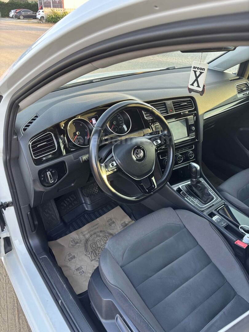 Sahibinden Volkswagen Golf 1.6 TDi BlueMotion Comfortline 2018 Model Düzce 201.000 km Beyaz 2