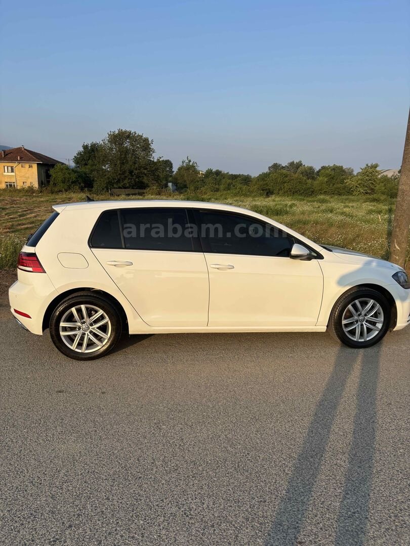Sahibinden Volkswagen Golf 1.6 TDi BlueMotion Comfortline 2018 Model Düzce 201.000 km Beyaz 3