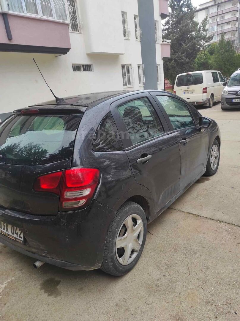 Sahibinden Citroen C3 1.4 HDi Attraction 2011 Model Gaziantep 260.500 km Siyah 2
