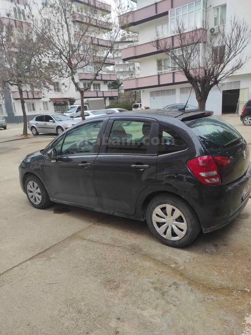 Sahibinden Citroen C3 1.4 HDi Attraction 2011 Model Gaziantep 260.500 km Siyah 4