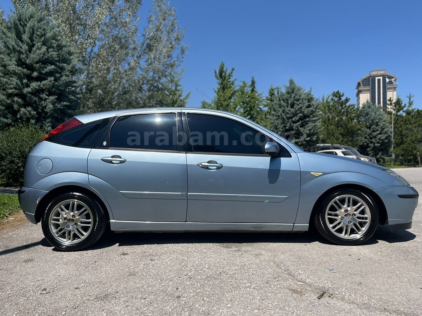 Sahibinden Ford Focus 1.6 Ghia 2004 Model Konya 233.000 km Mavi 5