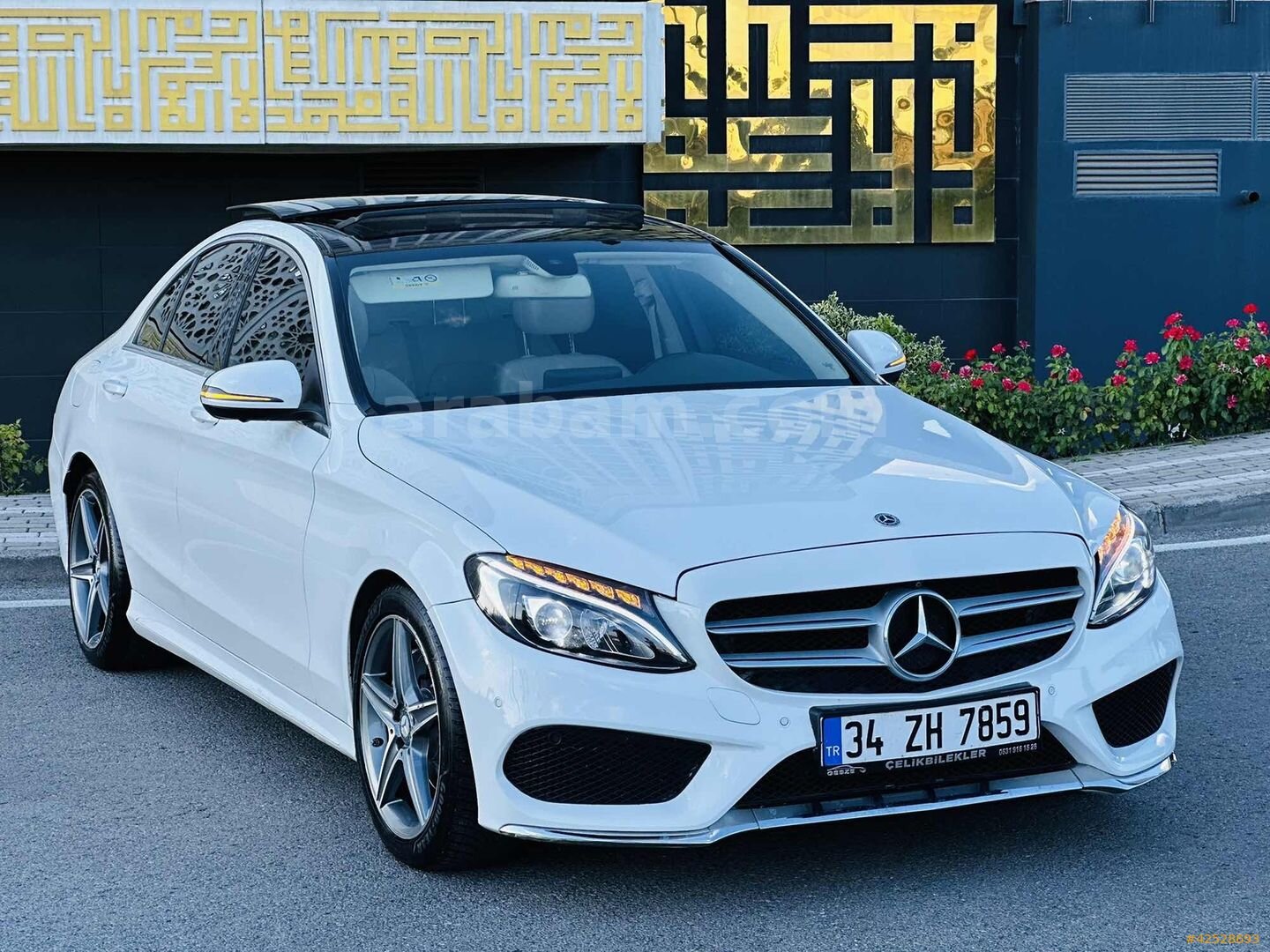 Galeriden Mercedes - Benz C 200 d BlueTEC AMG 2017 Model Kocaeli 170.000 km Beyaz 3