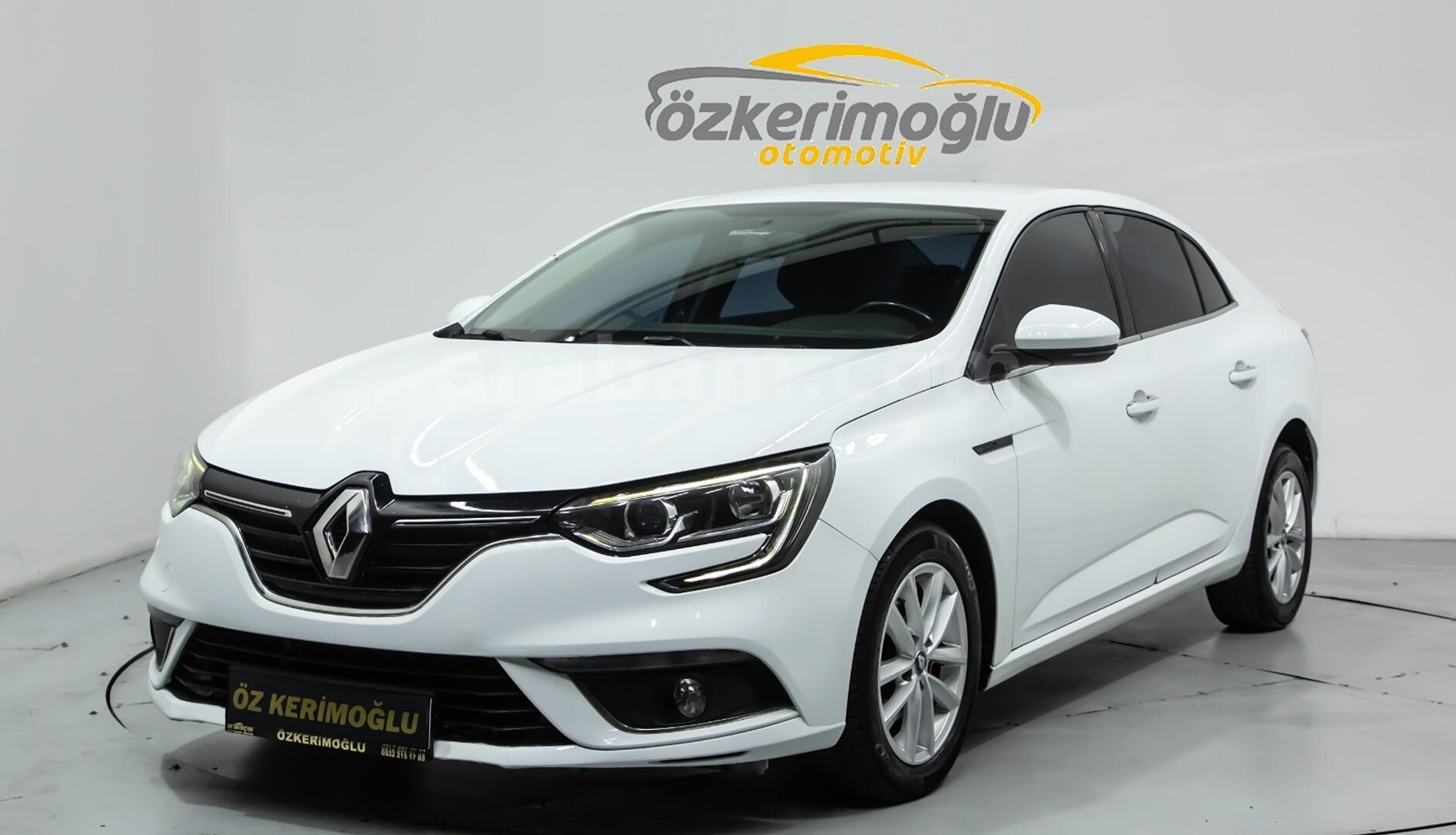 Galeriden Renault Megane 1.5 dCi Touch 2017 Model İstanbul 195.000 km Beyaz 3