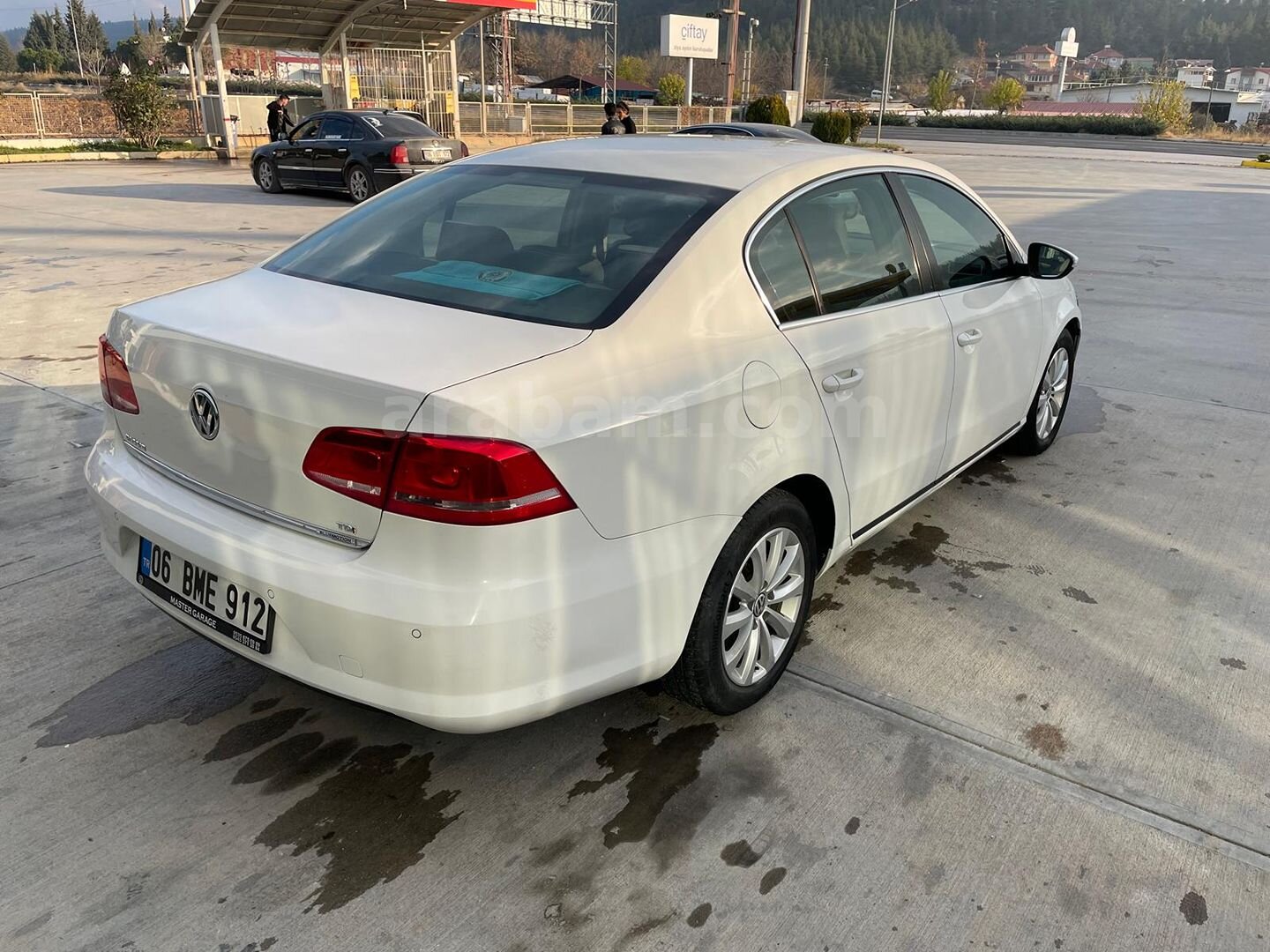 Sahibinden Volkswagen Passat 1.6 TDi BlueMotion Trendline 2014 Model Denizli 308.000 km Beyaz 5