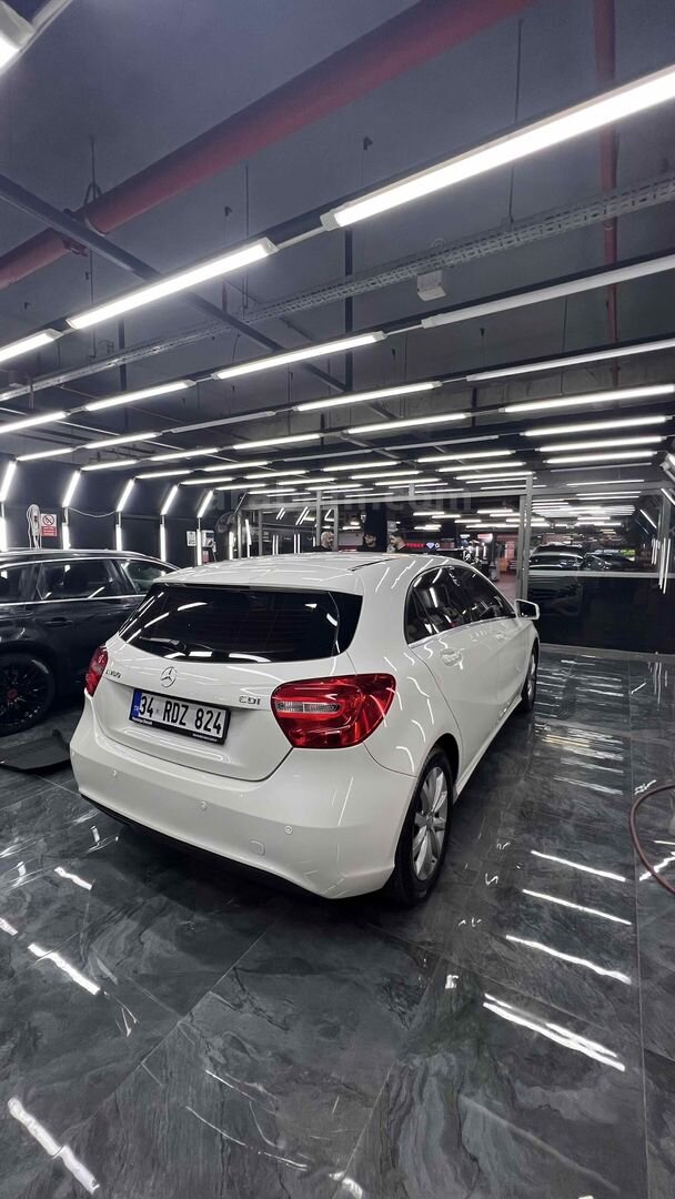 Sahibinden Mercedes - Benz A 180 CDI BlueEfficiency Style 2014 Model İstanbul 168.000 km Beyaz 7