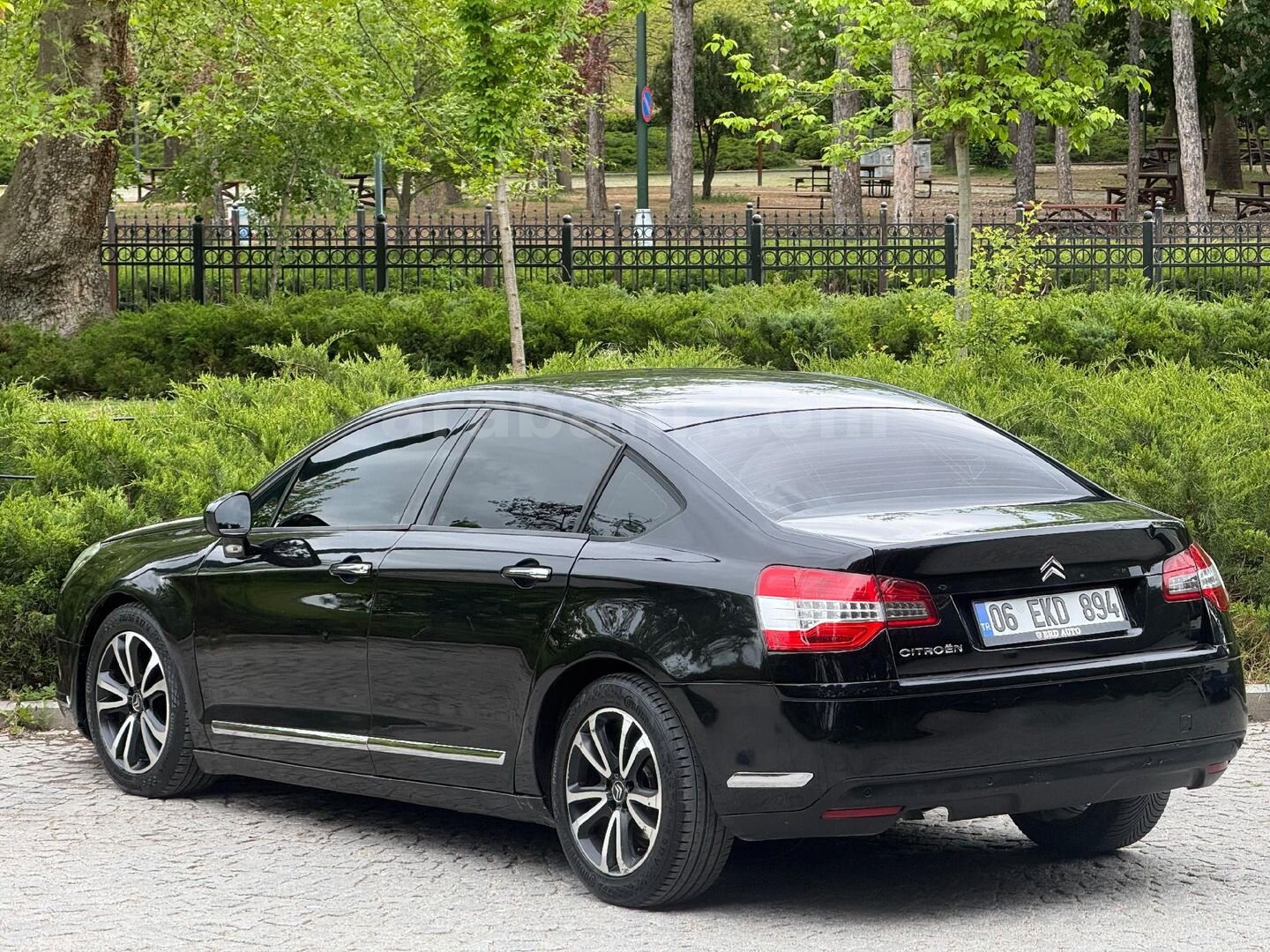 Sahibinden Citroen C5 1.6 e-HDi Dynamique 2011 Model Ankara 215.000 km Siyah 2
