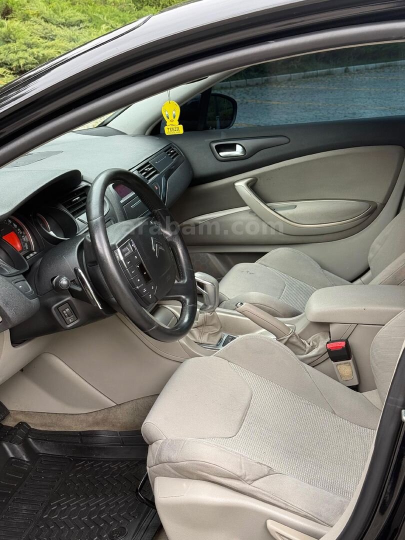 Sahibinden Citroen C5 1.6 e-HDi Dynamique 2011 Model Ankara 215.000 km Siyah 4