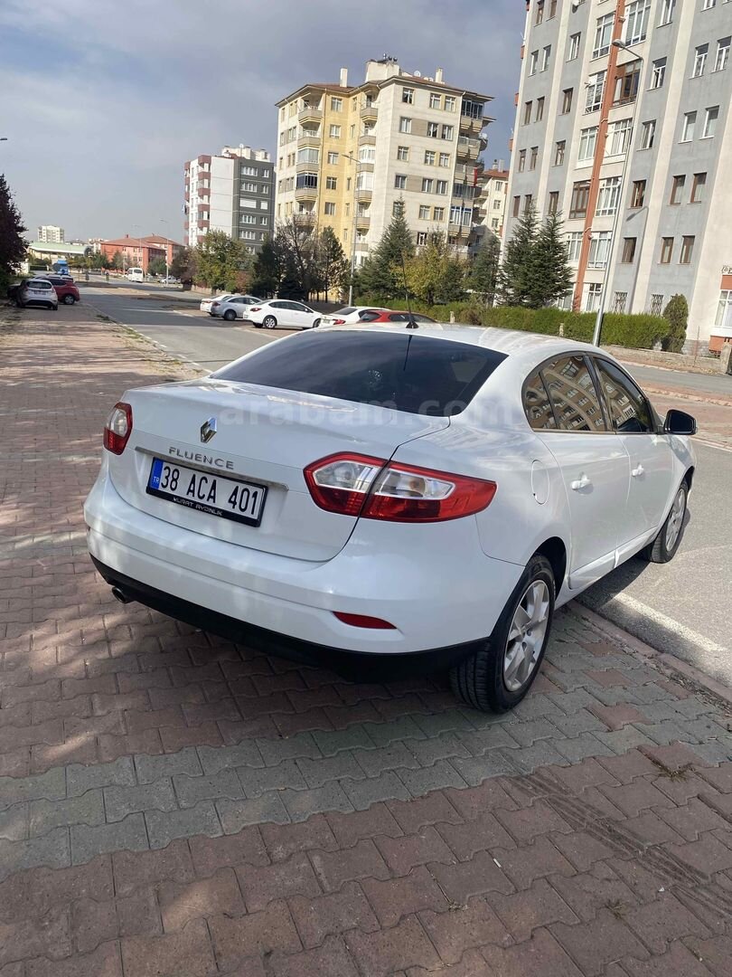 Sahibinden Renault Fluence 1.5 dCi Touch 2014 Model Kayseri 170.000 km Beyaz 5