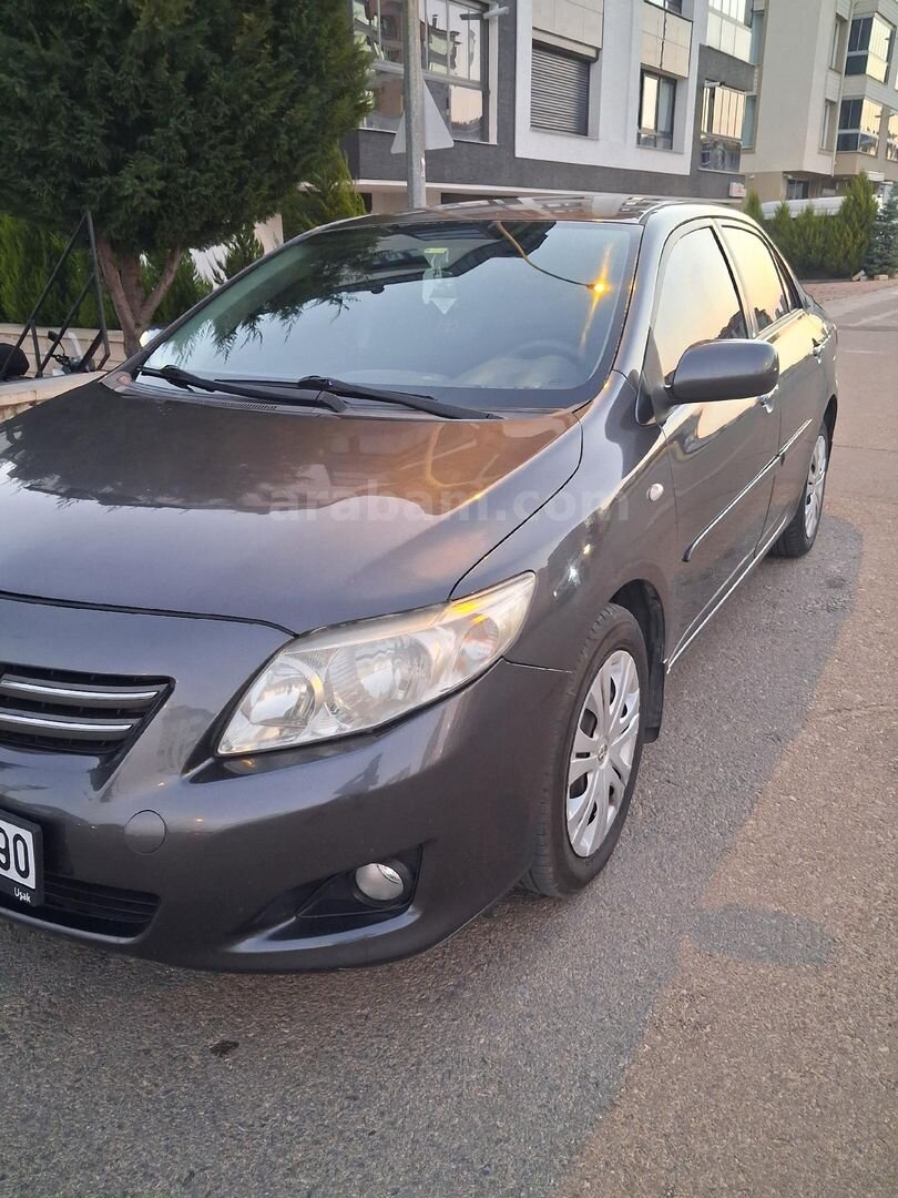 Sahibinden Toyota Corolla 1.4 D-4D Comfort 2009 Model Uşak 253.000 km Füme 4