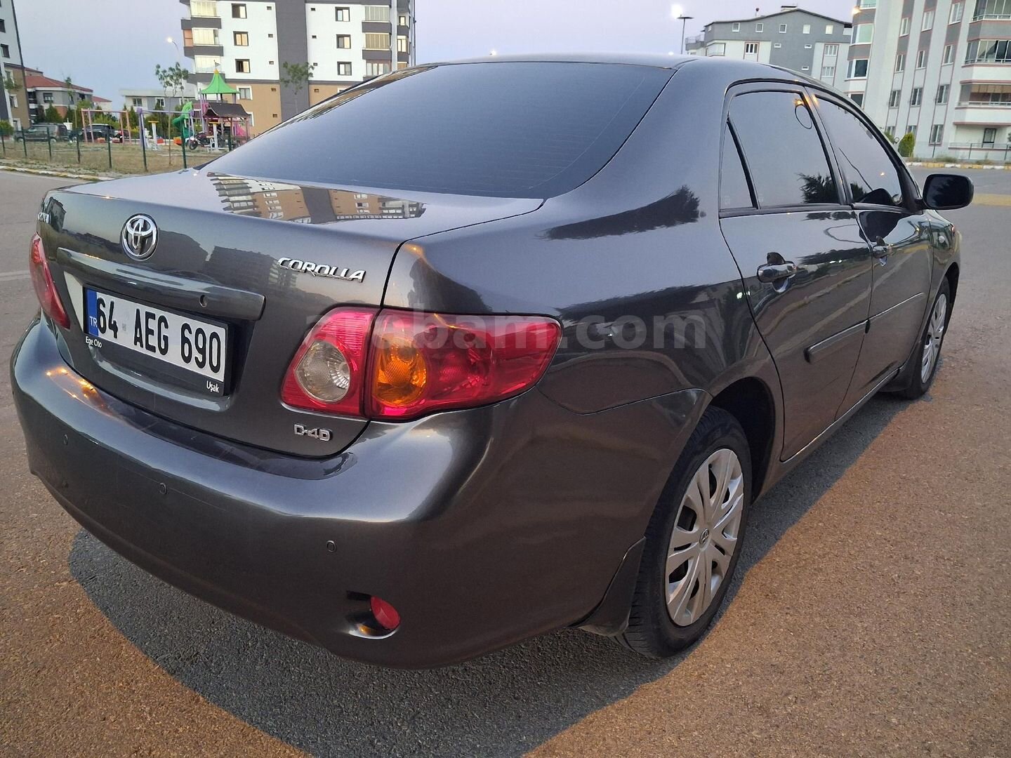 Sahibinden Toyota Corolla 1.4 D-4D Comfort 2009 Model Uşak 253.000 km Füme 6