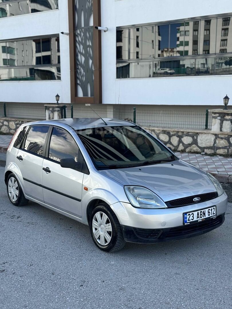 Sahibinden Ford Fiesta 1.4 Comfort 2005 Model Elazığ 252.000 km Gri 7