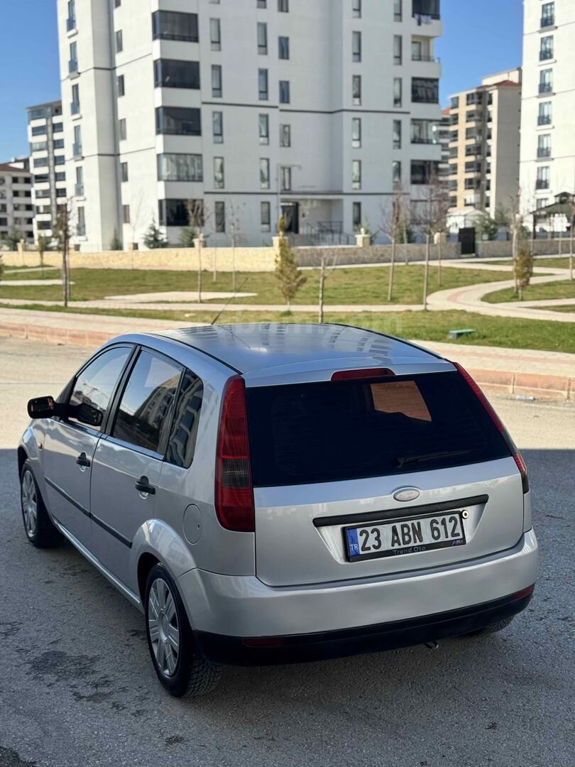 Sahibinden Ford Fiesta 1.4 Comfort 2005 Model Elazığ 252.000 km Gri 3