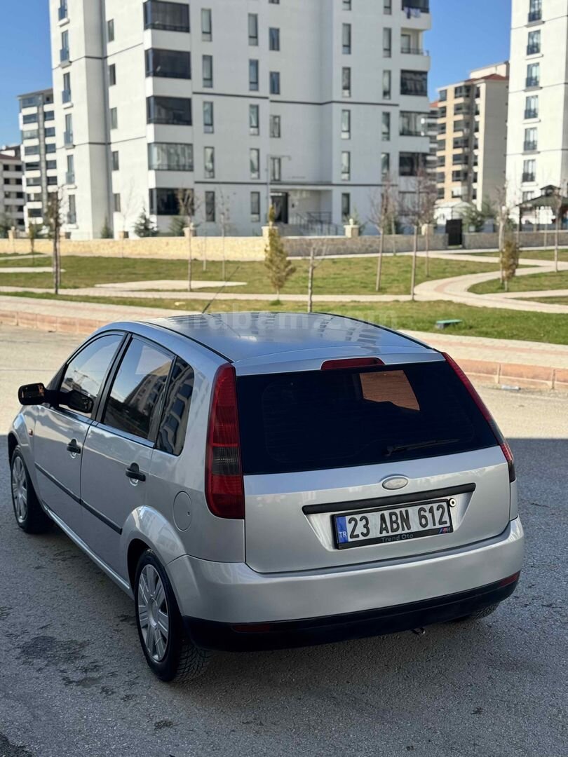 Sahibinden Ford Fiesta 1.4 Comfort 2005 Model Elazığ 252.000 km Gri 4