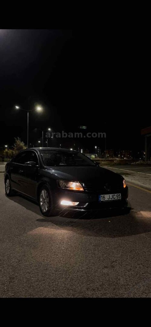 Sahibinden Volkswagen Passat 1.6 TDi BlueMotion Comfortline 2011 Model Ankara 287.000 km Füme 4