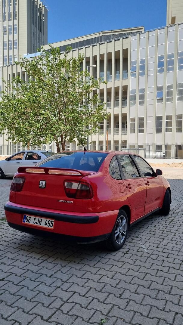 Sahibinden Seat Cordoba 1.6 Signo 2000 Model Ankara 209.000 km Kırmızı 7
