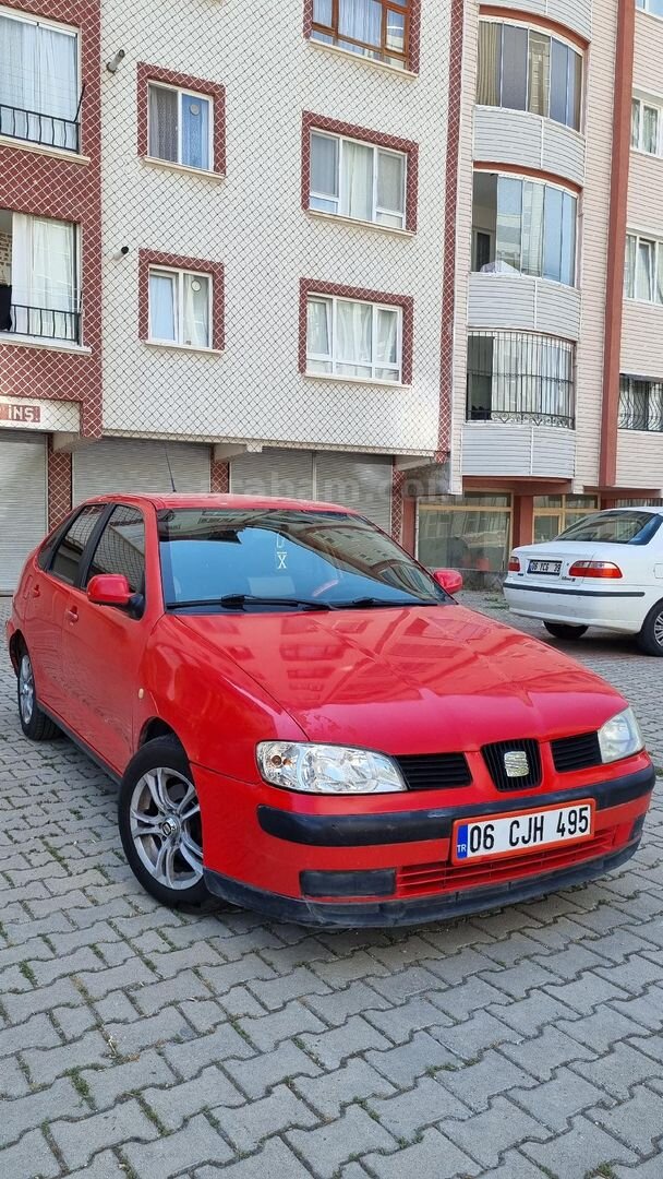 Sahibinden Seat Cordoba 1.6 Signo 2000 Model Ankara 209.000 km Kırmızı 1