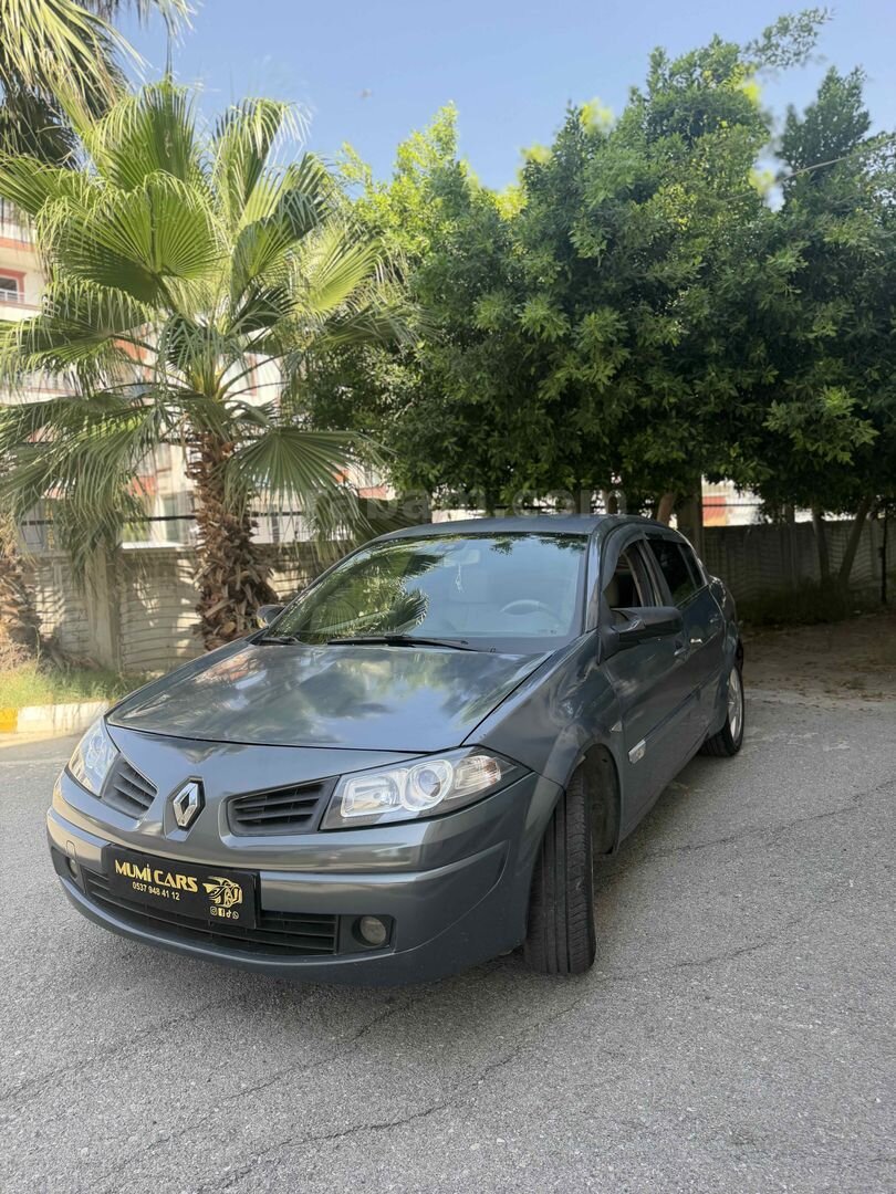Galeriden Renault Megane 1.5 dCi Expression 2007 Model Mersin 390.000 km Gri 1