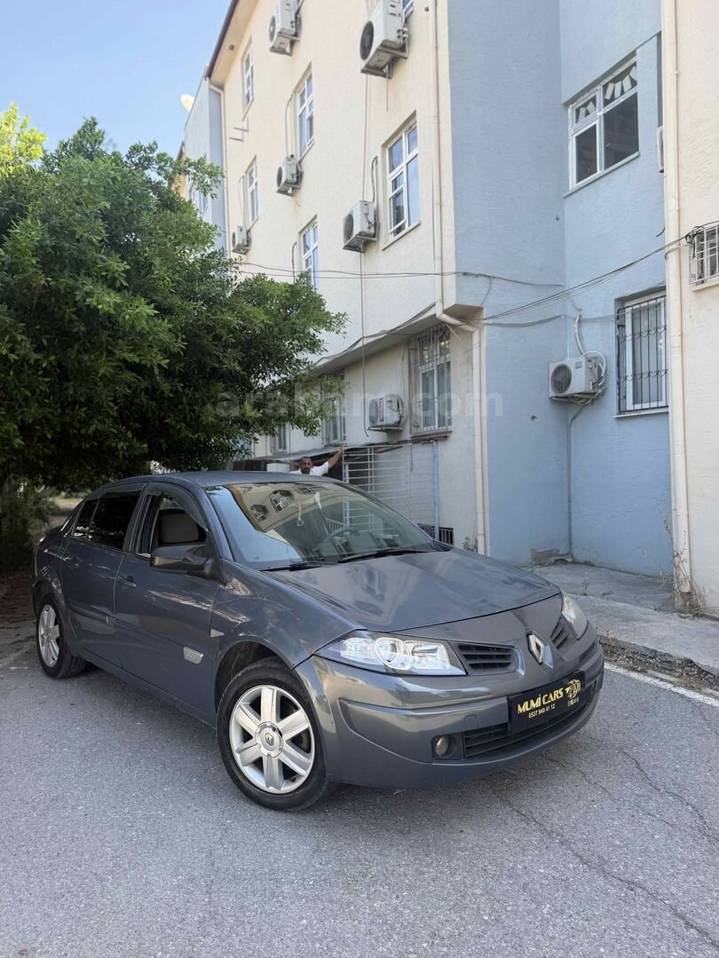 Galeriden Renault Megane 1.5 dCi Expression 2007 Model Mersin 390.000 km Gri 3