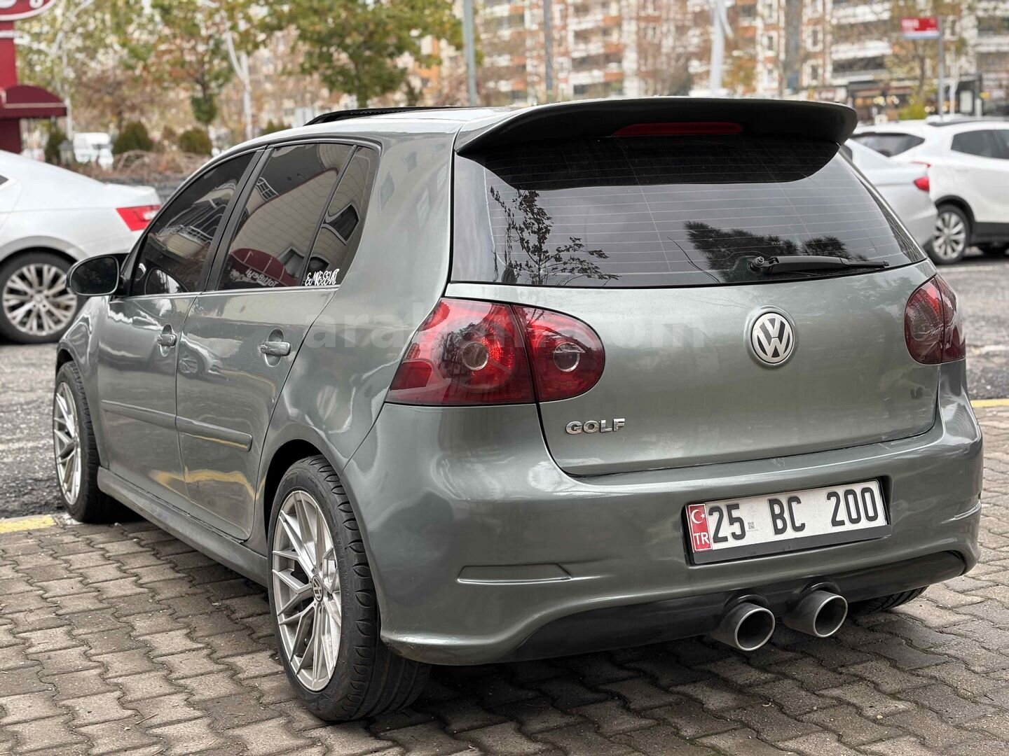 Sahibinden Volkswagen Golf 1.6 FSi Sportline 2004 Model Diyarbakır 295.000 km Yeşil 2