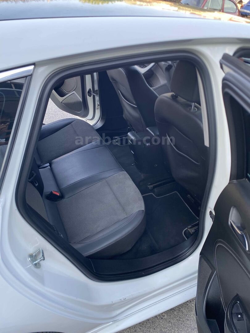 Sahibinden Opel Astra 1.3 CDTI Cosmo 2013 Model İzmir 234.000 km Beyaz 7