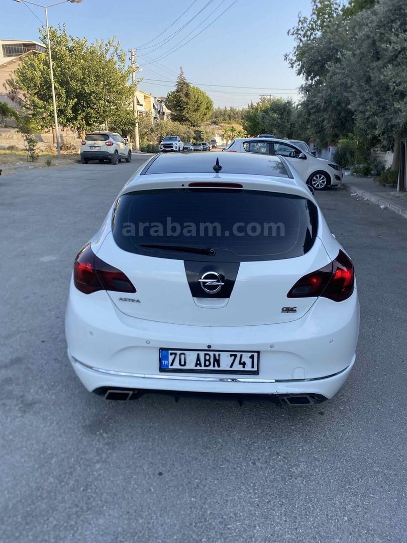 Sahibinden Opel Astra 1.3 CDTI Cosmo 2013 Model İzmir 234.000 km Beyaz 5
