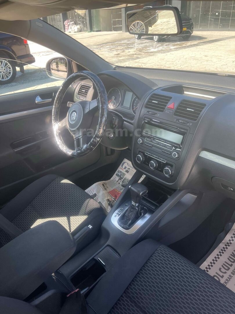 Sahibinden Volkswagen Jetta 1.6 TDi Comfortline 2010 Model Giresun 364.000 km Gri 4