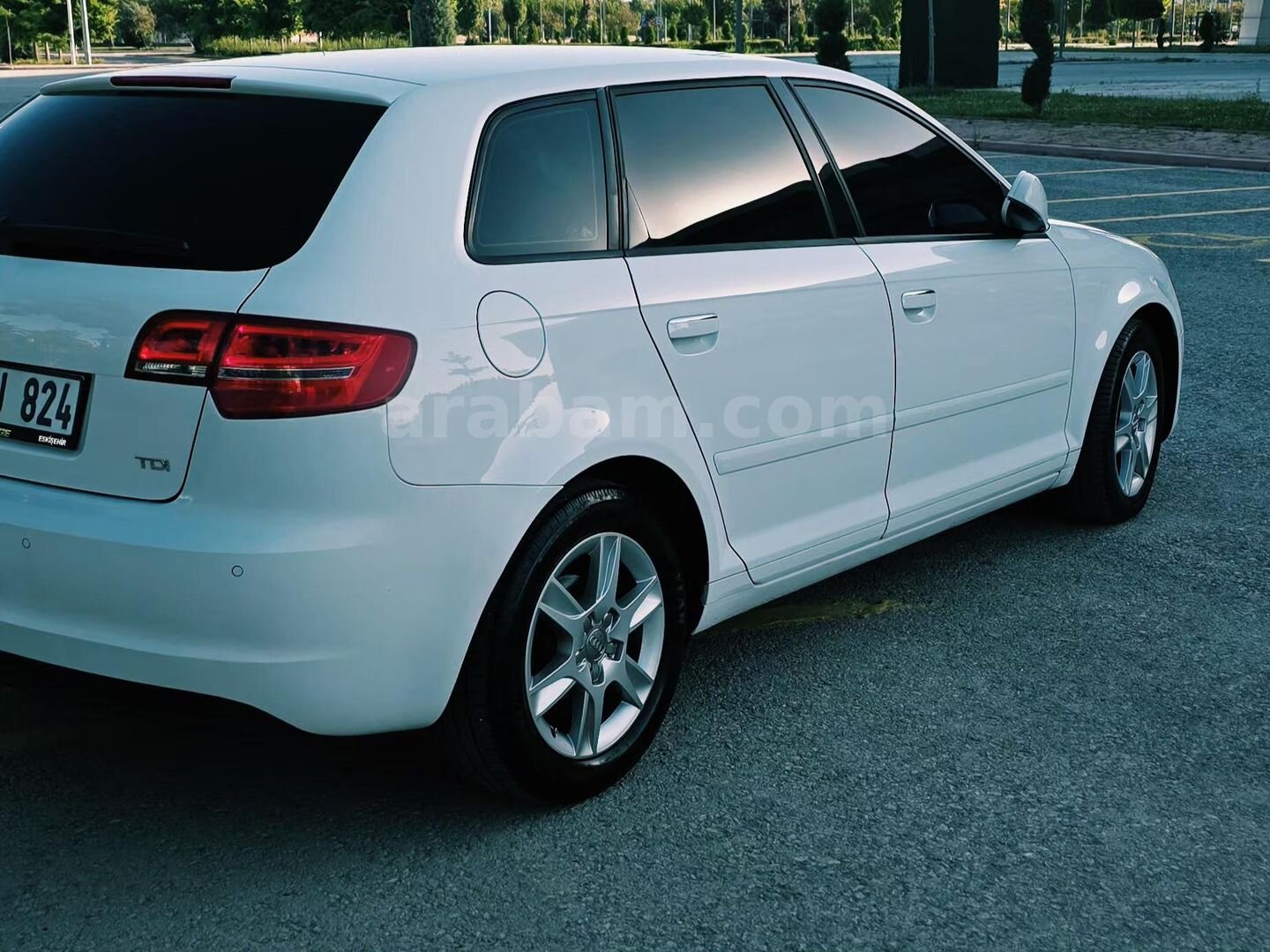 Sahibinden Audi A3 Sportback 1.6 TDI Attraction 2012 Model Konya 221.500 km Beyaz 3