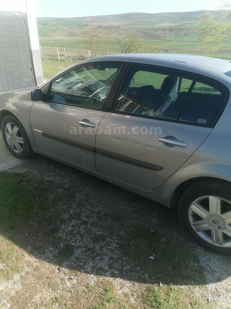 Sahibinden Renault Megane 1.5 dCi Dynamique 2005 Model Ankara 312.000 km Gri 6
