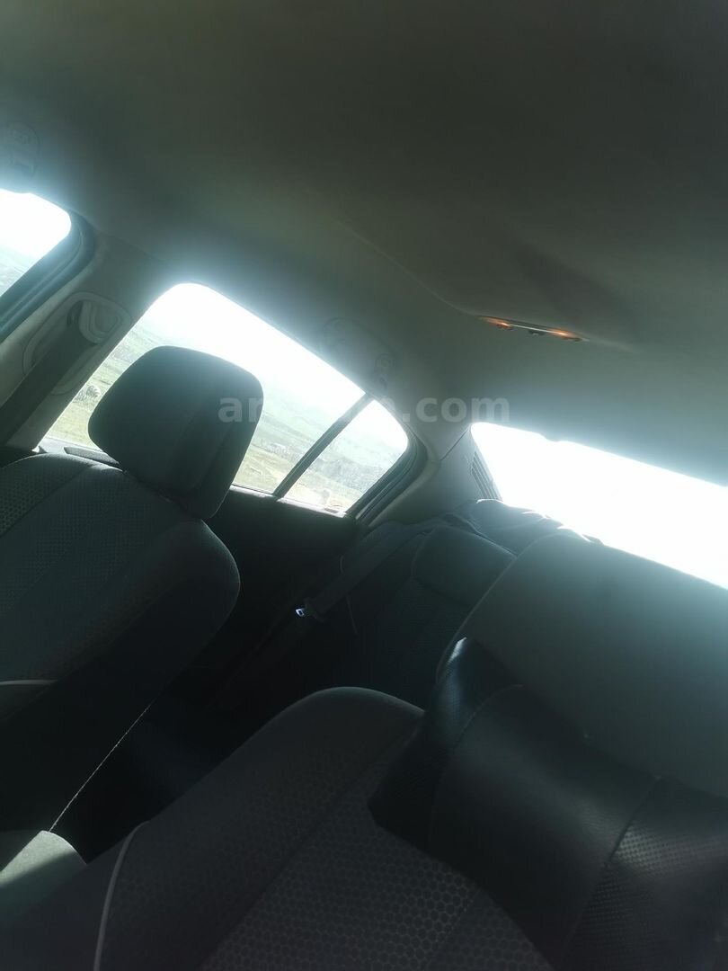 Sahibinden Renault Megane 1.5 dCi Dynamique 2005 Model Ankara 312.000 km Gri 3