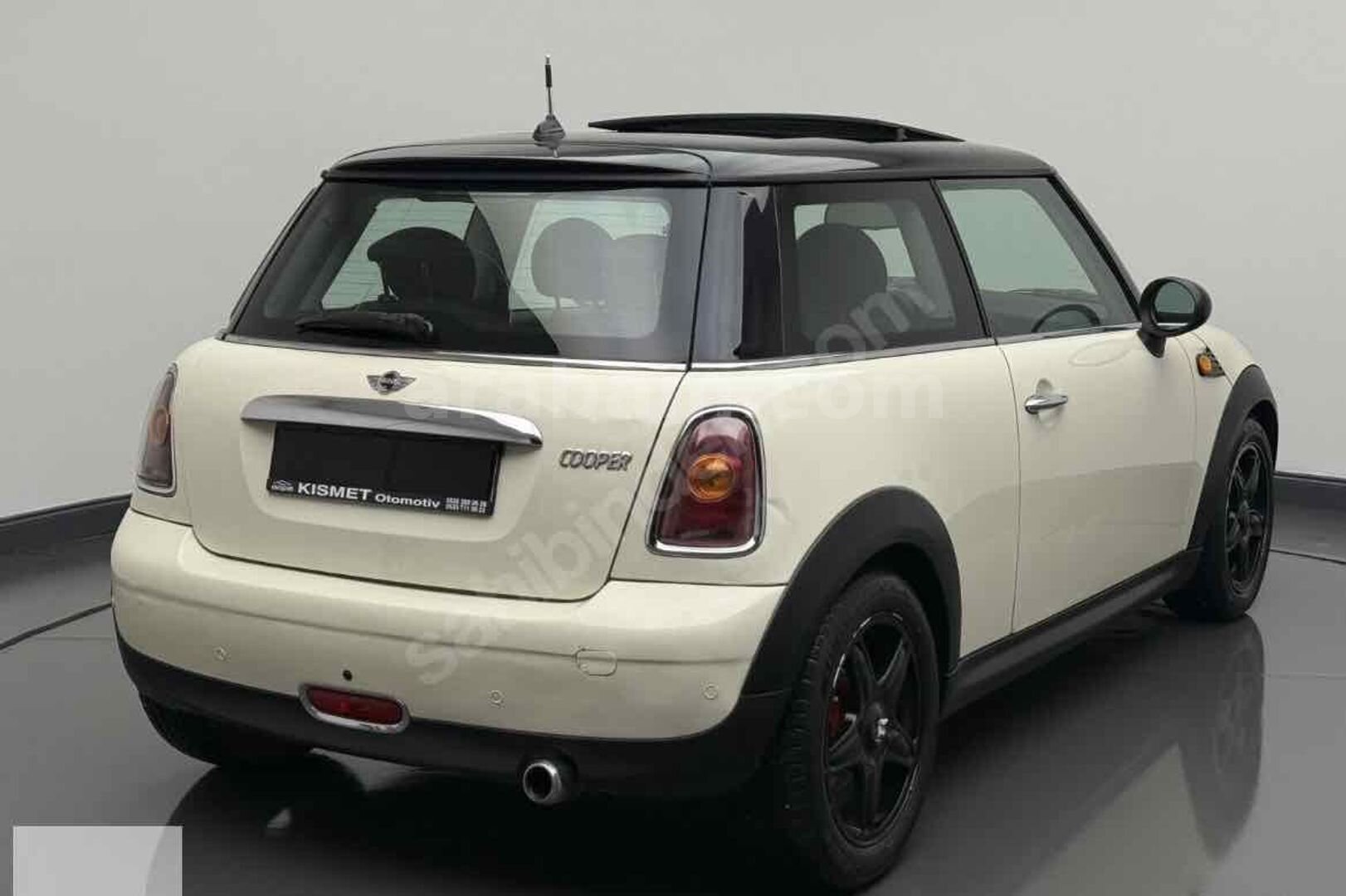 Sahibinden Mini Cooper 1.6 Türkiye Paketi 2009 Model 195.000 km Bej 3