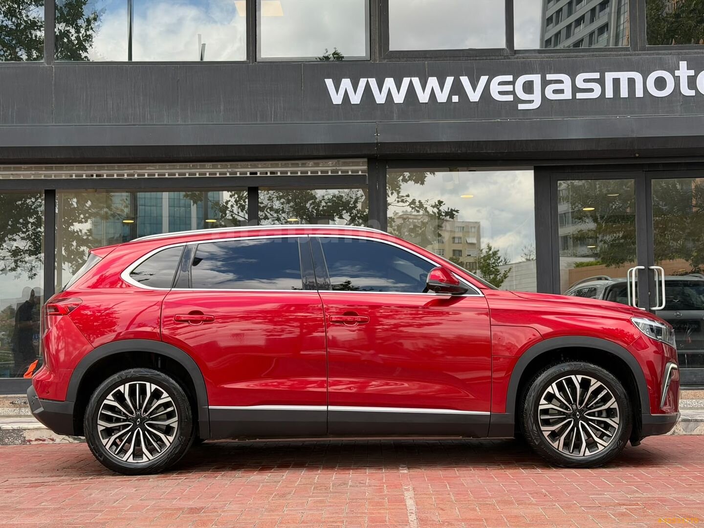 -VEGAS MOTORS- 2024 TOGG T10X V2 UZUN MENZİL ISITMA CAM TAVAN 6