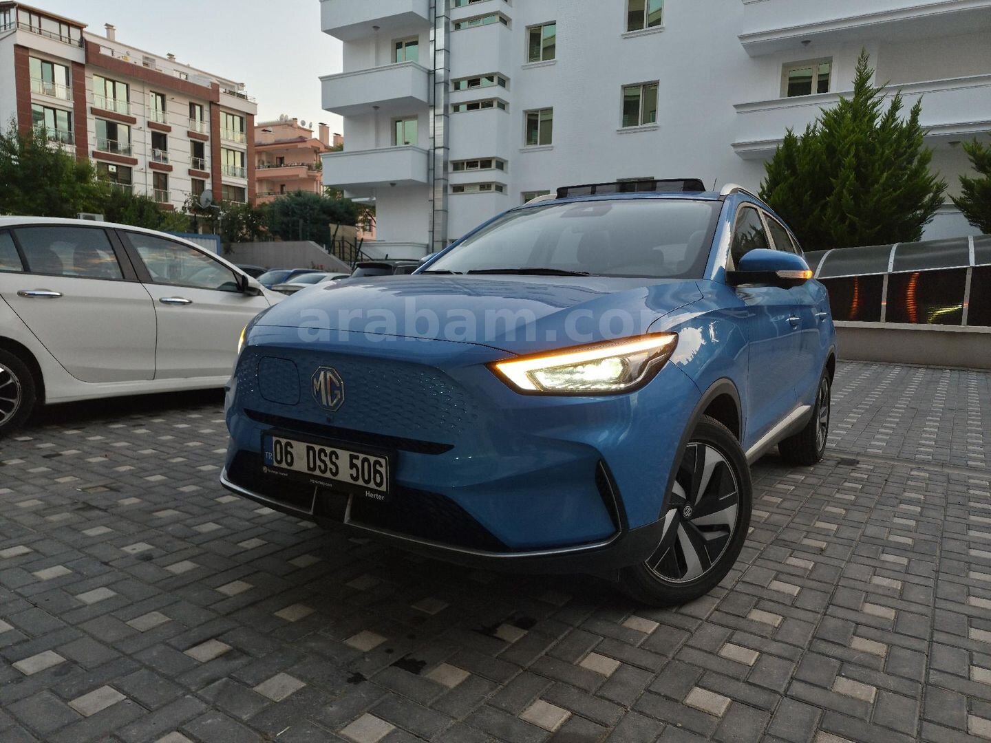 Sahibinden MG ZS EV Luxury 2023 Model 73.000 km Mavi (metalik) 1