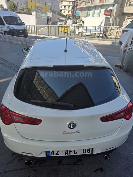 Sahibinden Alfa Romeo Giulietta 1.4 TB MultiAir Distinctive 2011 Model TAKAS OLUR. 3