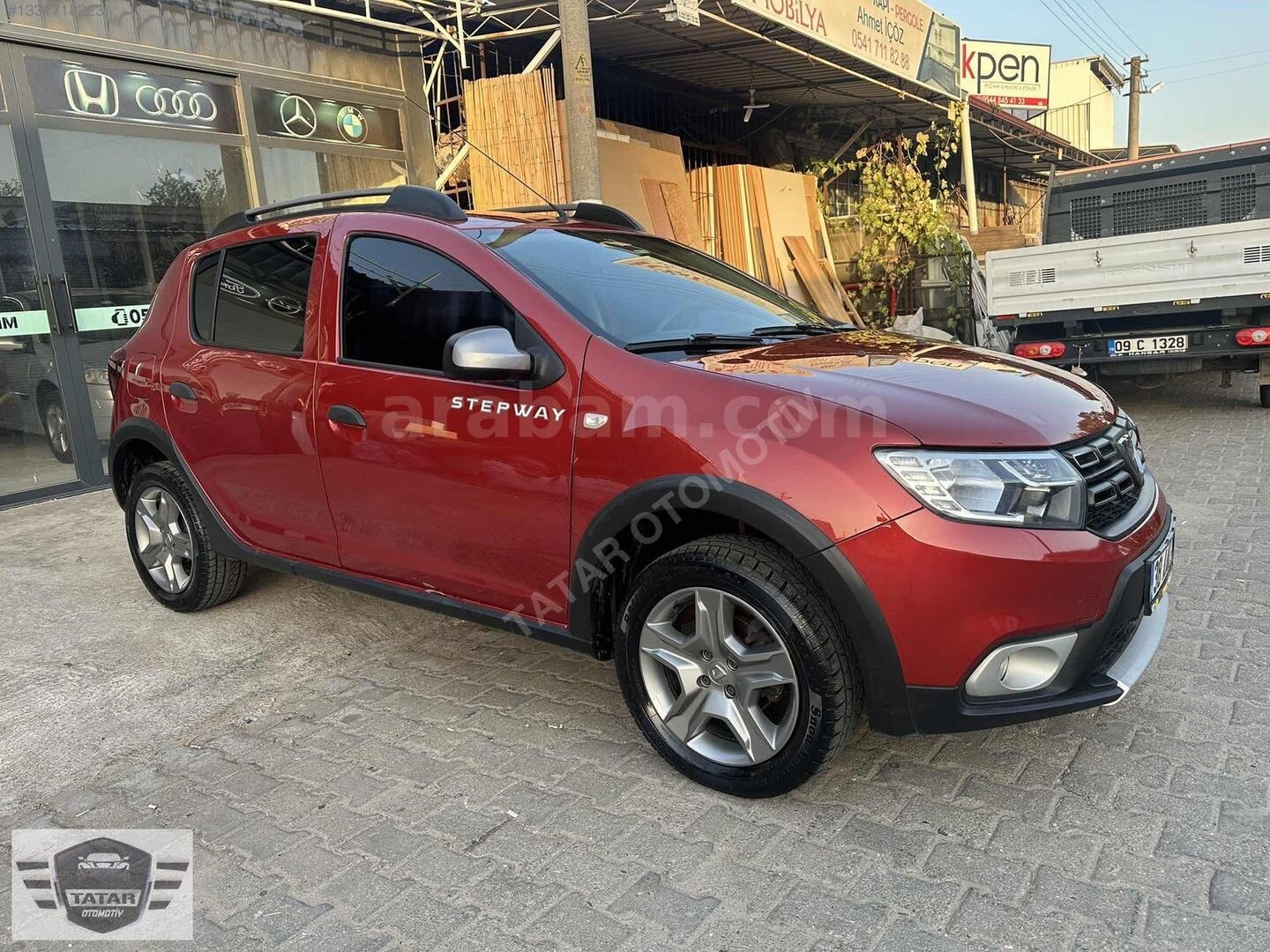 Galeriden Dacia Sandero 0.9 TCe Stepway 2018 Model Aydın 65.000 km Kırmızı 7