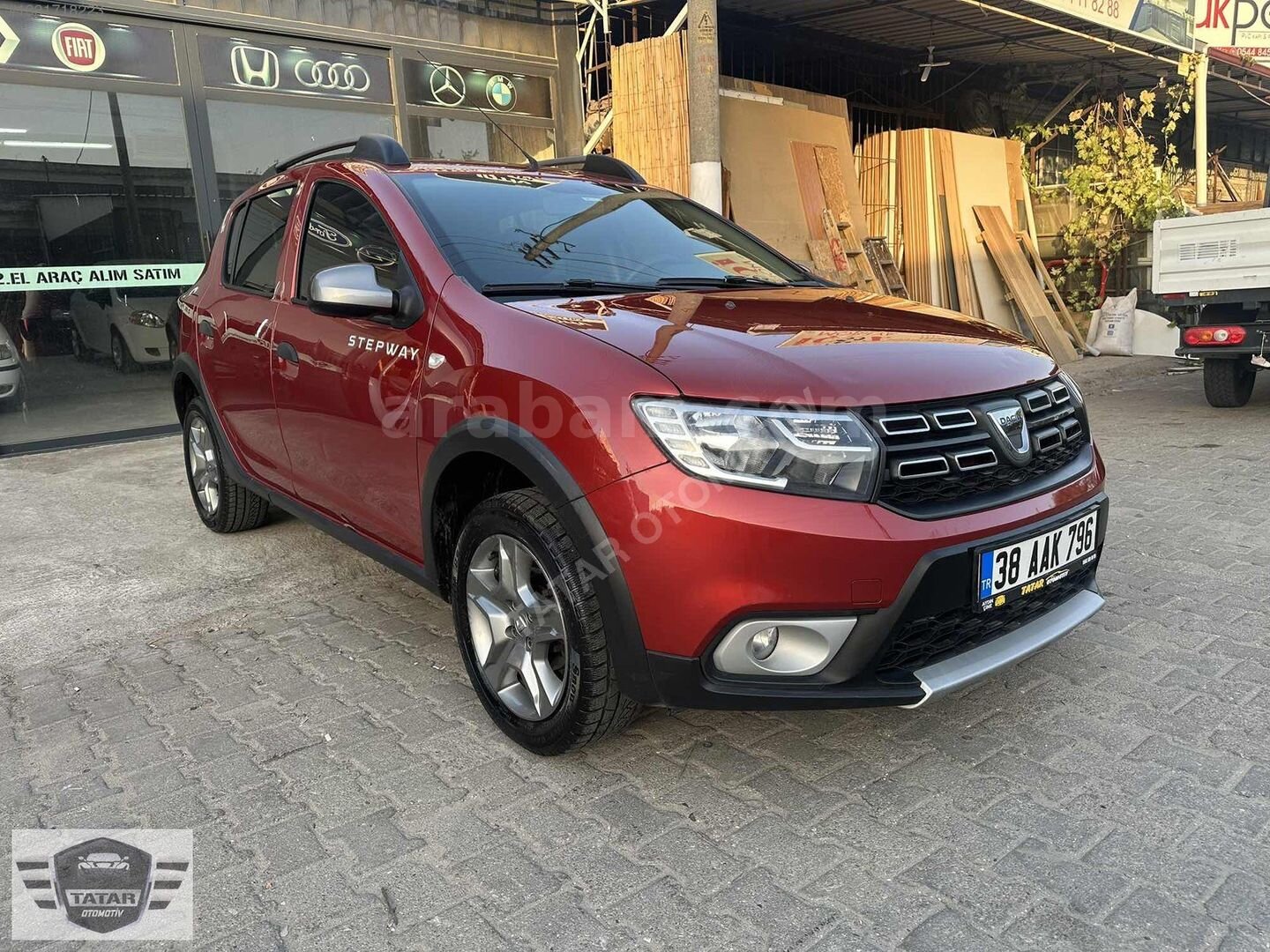 Galeriden Dacia Sandero 0.9 TCe Stepway 2018 Model Aydın 65.000 km Kırmızı 6