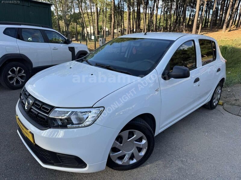 Galeriden Dacia Sandero 1.0 Ambiance 2019 Model İstanbul 64.000 km Beyaz
