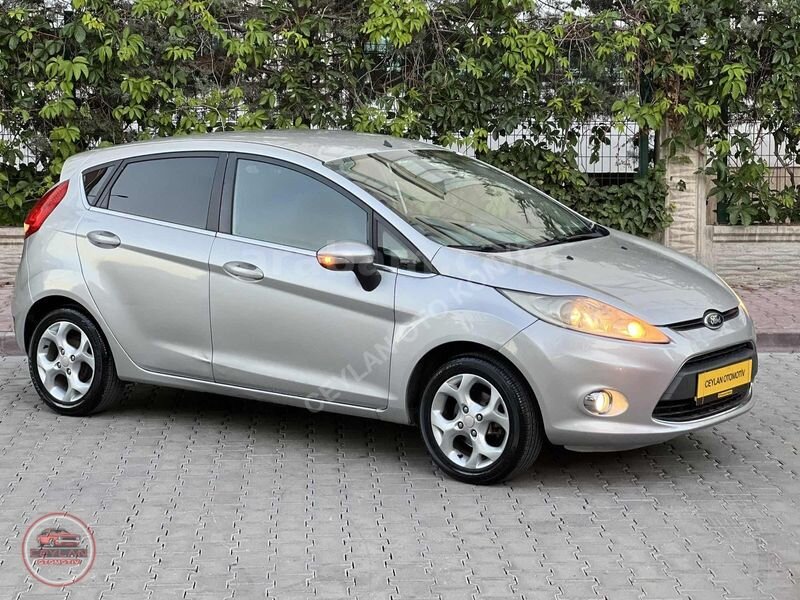 2011 Ford Fiesta 1.4 Benzin & LPG Titanium X