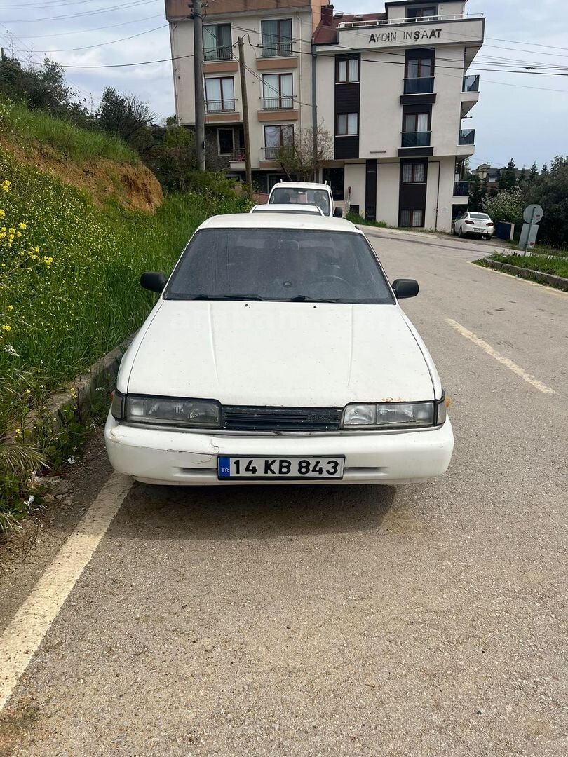 Sahibinden Mazda 626 2.0 S 1990 Model 4
