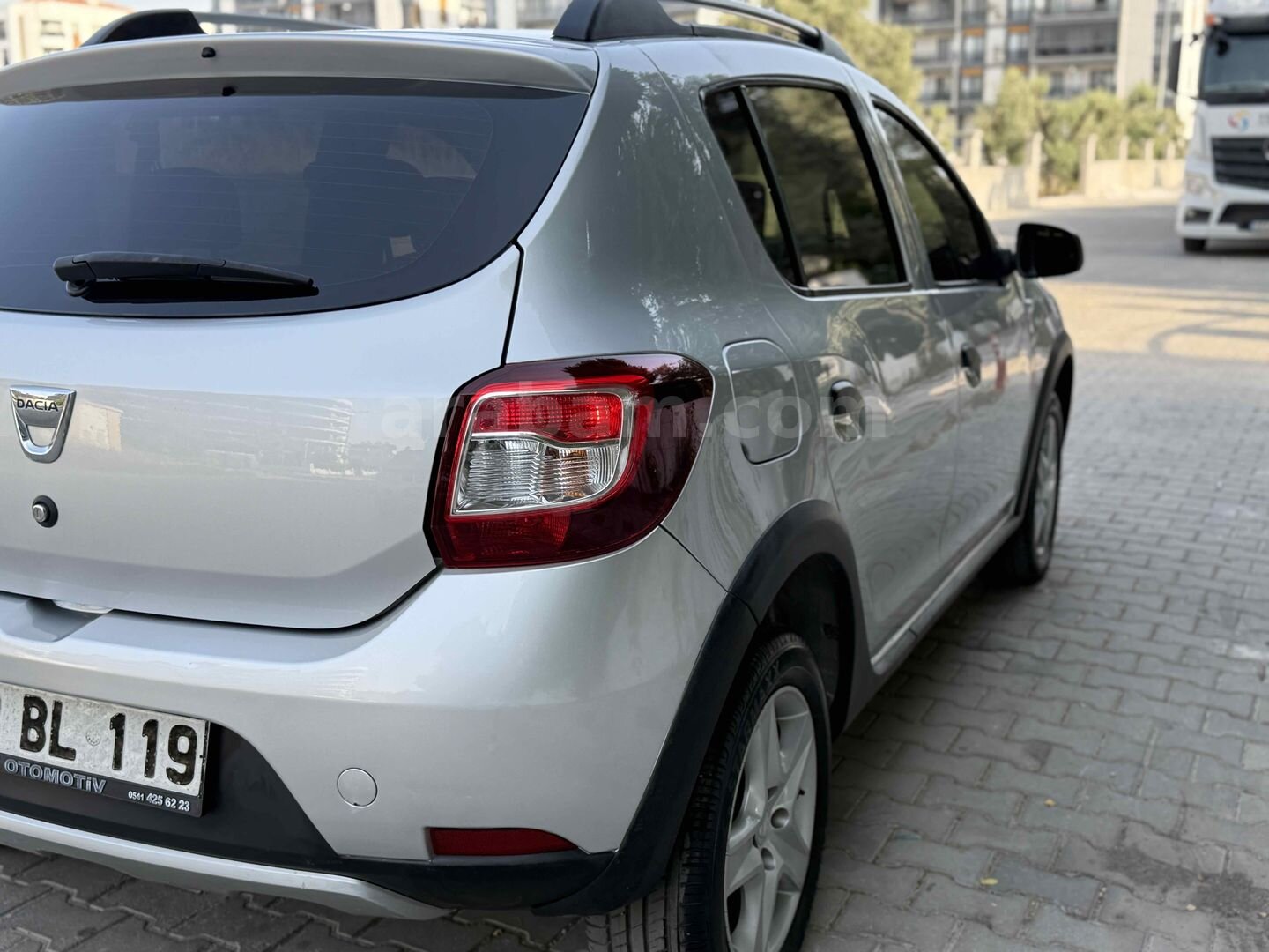 Galeriden Dacia Sandero 1.5 dCi Stepway 2015 Model Muğla 208.000 km Gri 7