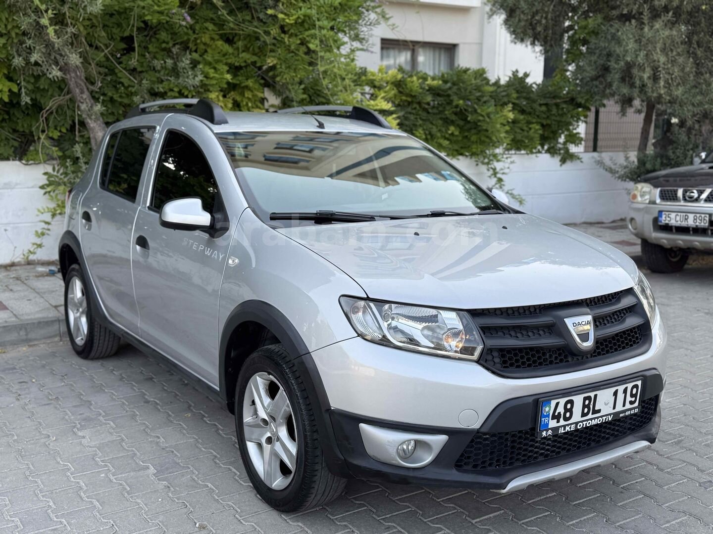 Galeriden Dacia Sandero 1.5 dCi Stepway 2015 Model Muğla 208.000 km Gri 5