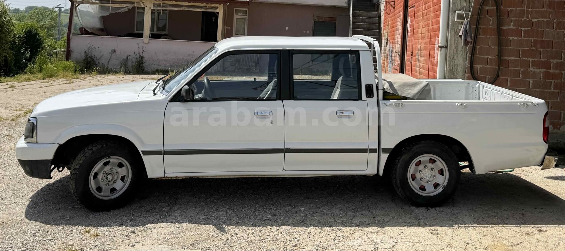 Sahibinden Mazda B2500 2.5 D 1999 Model 2